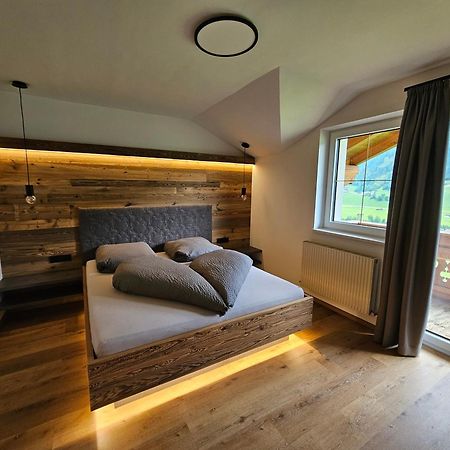 Roasthof Apartments Нойштифт-им-Штубайталь Экстерьер фото