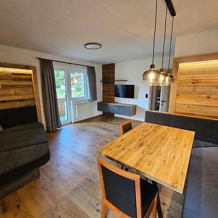 Roasthof Apartments Нойштифт-им-Штубайталь Экстерьер фото