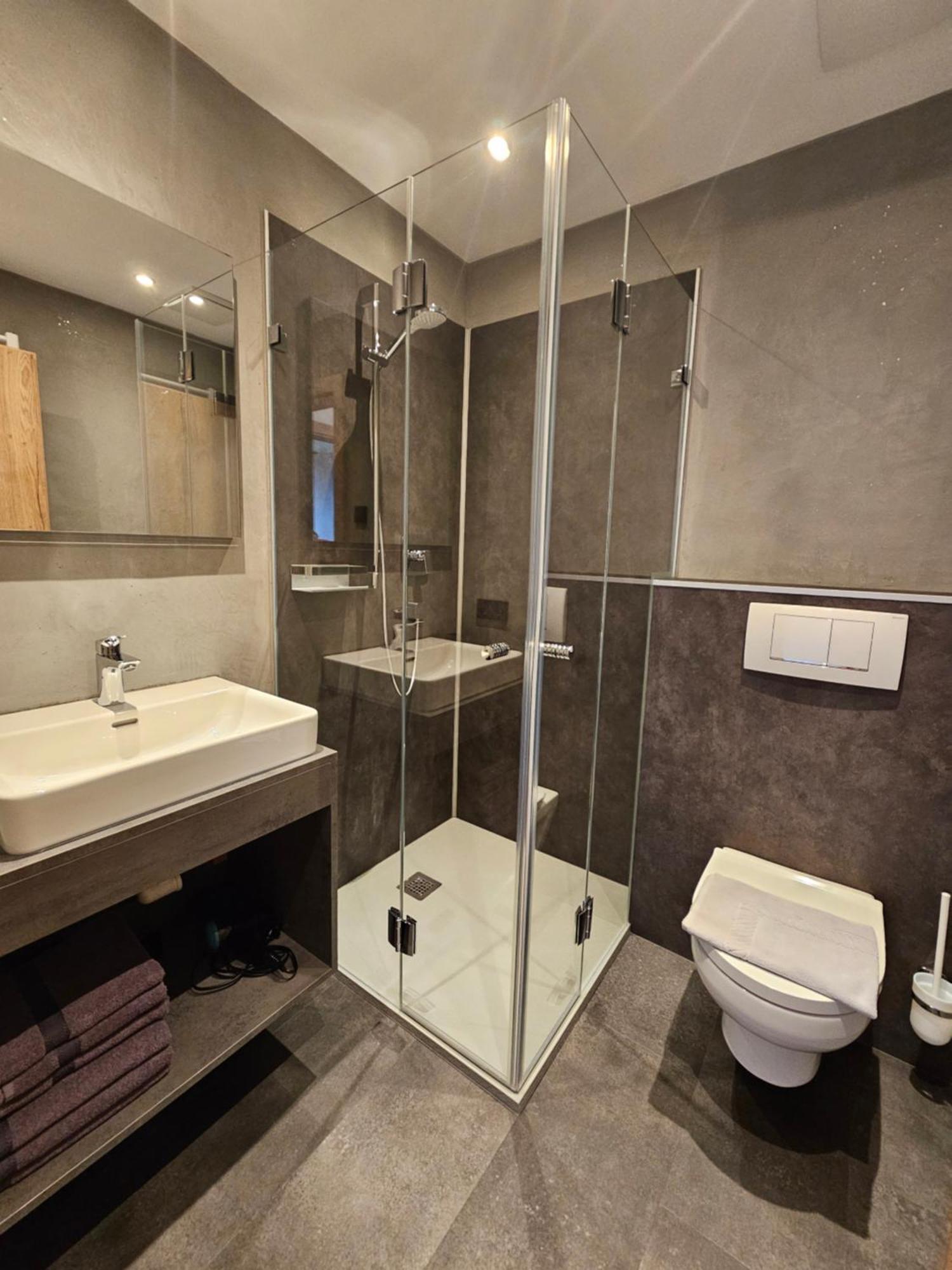 Roasthof Apartments Нойштифт-им-Штубайталь Экстерьер фото