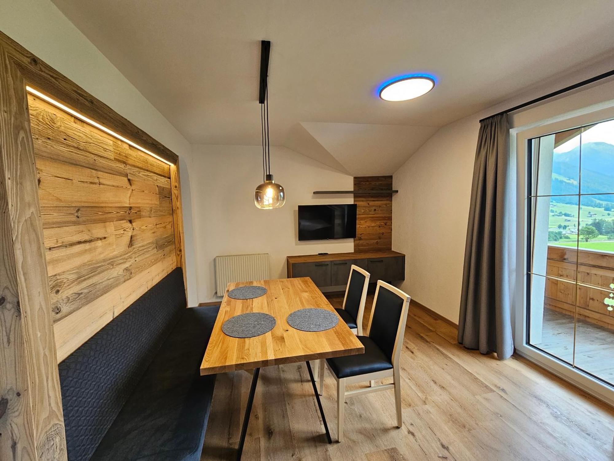 Roasthof Apartments Нойштифт-им-Штубайталь Экстерьер фото