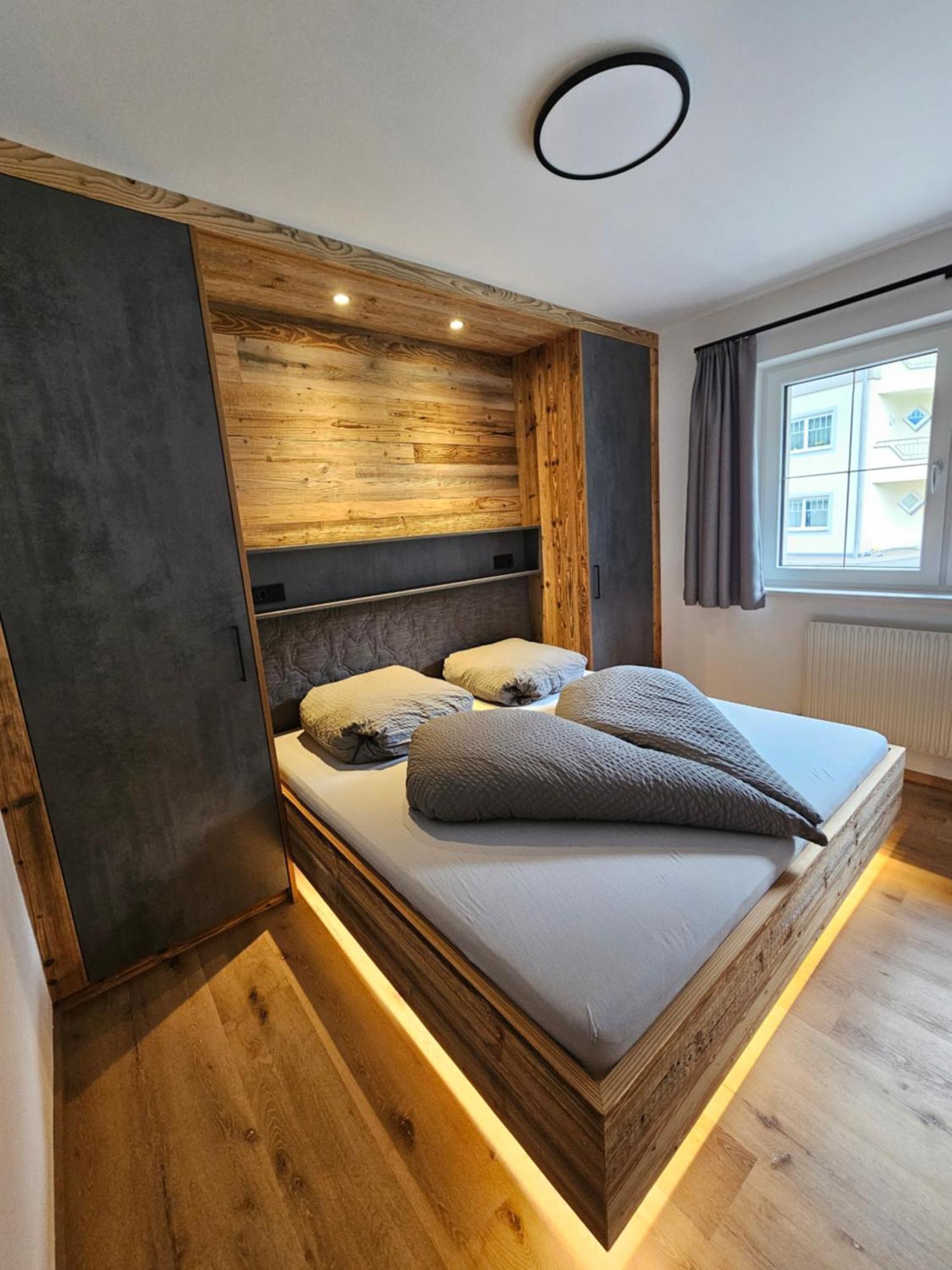 Roasthof Apartments Нойштифт-им-Штубайталь Экстерьер фото